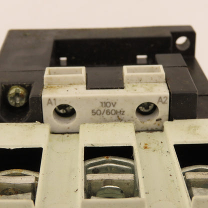 Siemens 3RT1046-1AG20 Contactor Relay 95A 45kW 400VAC 3 Pole 110V Coil