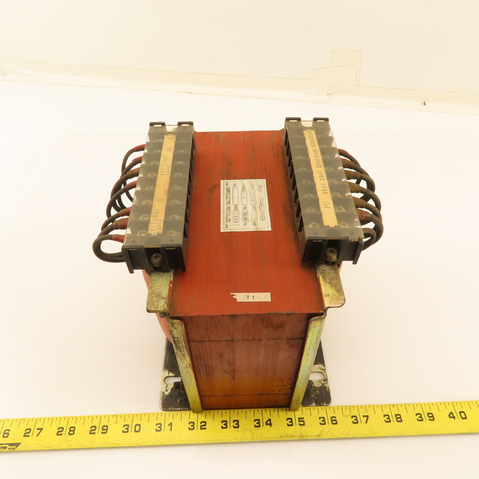 Gomi Type T-1B 180-230V Primary 50/60Hz 100-110V Sec 400/600VA 1Ph Transformer
