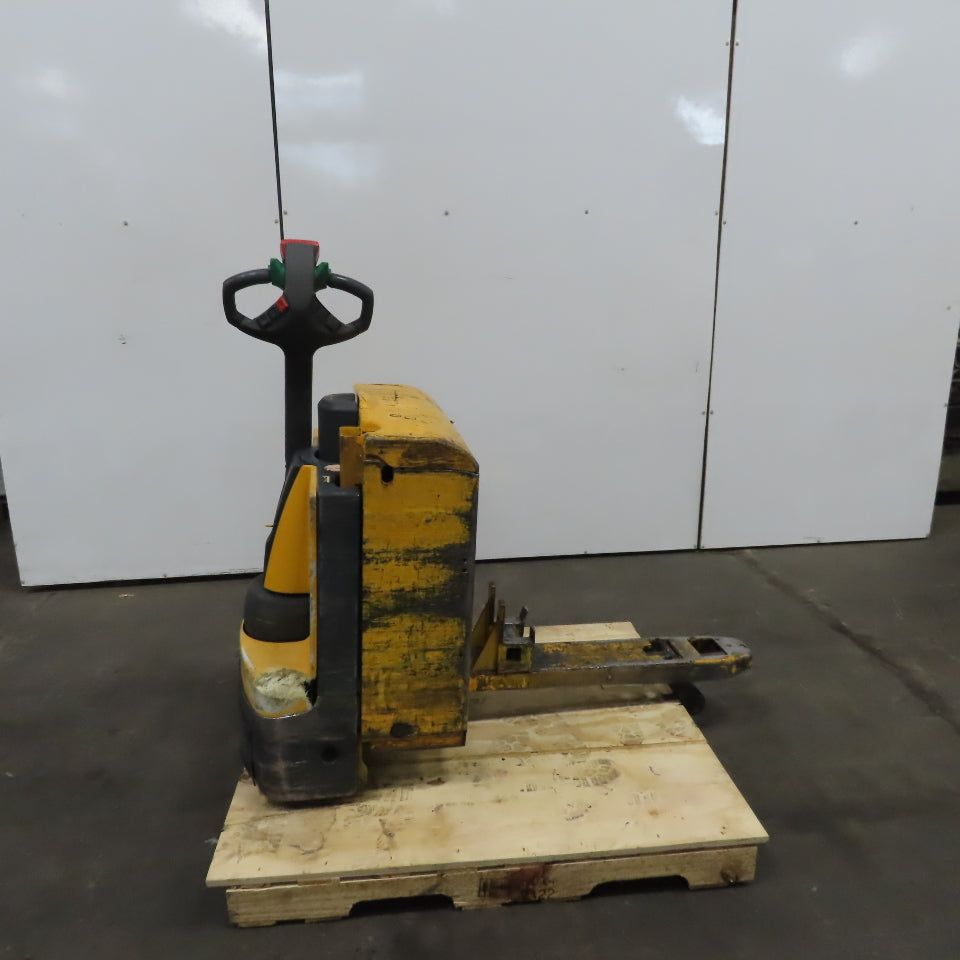 DJ Products Cart Caddy Cart Mover Dolly Tugger 24 Volt (Jungheingrich EJE120US)
