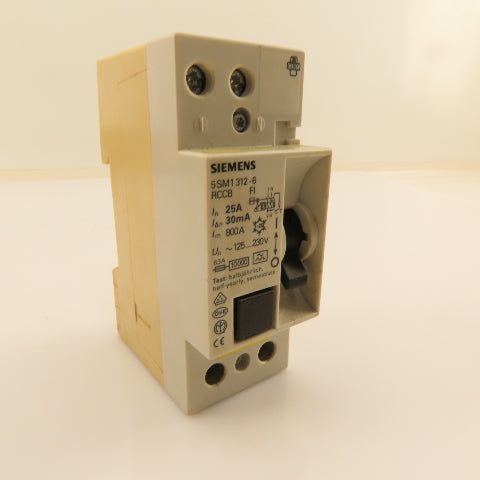 Siemens 5SM1312-6 25A 115-230VAC 2 Pole Circuit Breaker