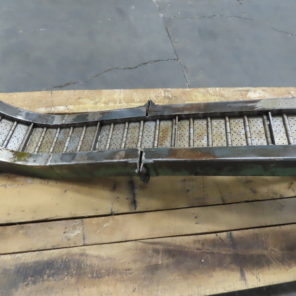 Wardcraft SHLPN600-T3 Incline Chip Conveyor 8" Belt 4FPM 72" Disc. 3Ph 144" OAL