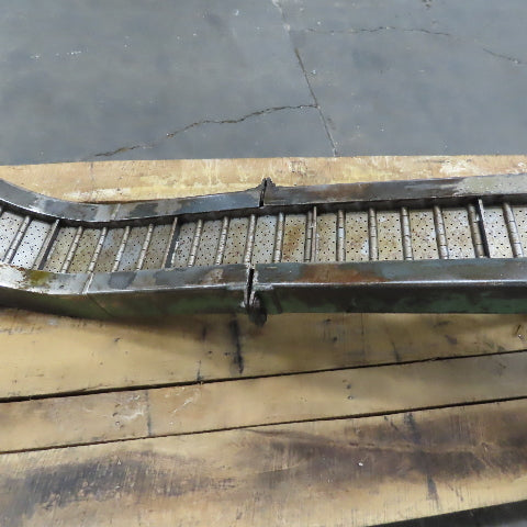 Wardcraft SHLPN600-T3 Incline Chip Conveyor 8" Belt 4FPM 72" Disc. 3Ph 144" OAL