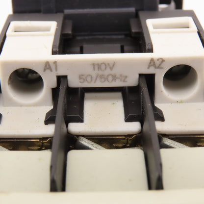 Siemens 3RT1024-1AG20 Contactor Relay 400V 5.5kW 3Ph 10Hp 110V Coil