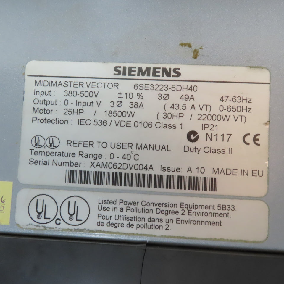 Siemens 6SE3223-5DH40 Midimaster Vector AC Drive 380-500V Input 25Hp 0-650Hz