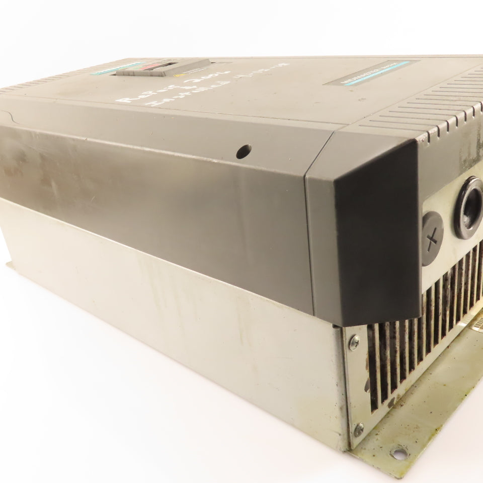 Siemens 6SE3223-5DH40 Midimaster Vector AC Drive 380-500V Input 25Hp 0-650Hz