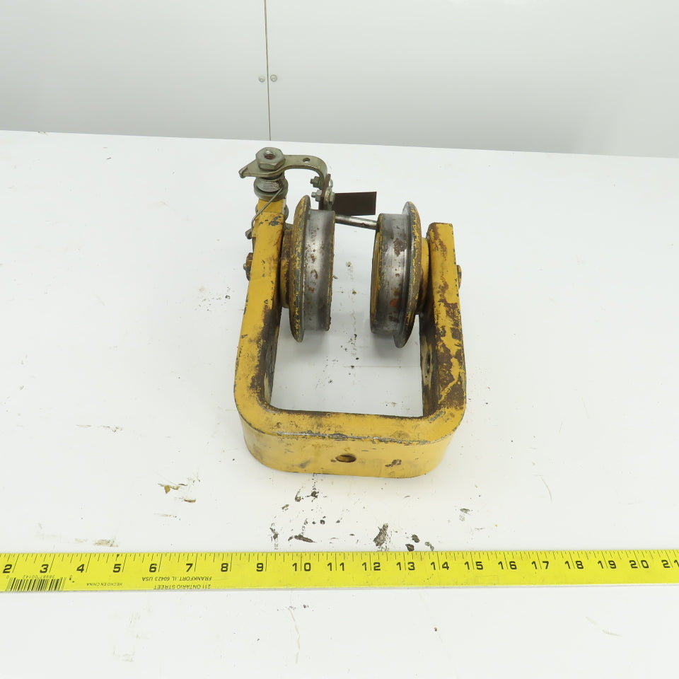 Unmarked Manual Push-Pull Hoist Trolley For 3-1/2" Beam