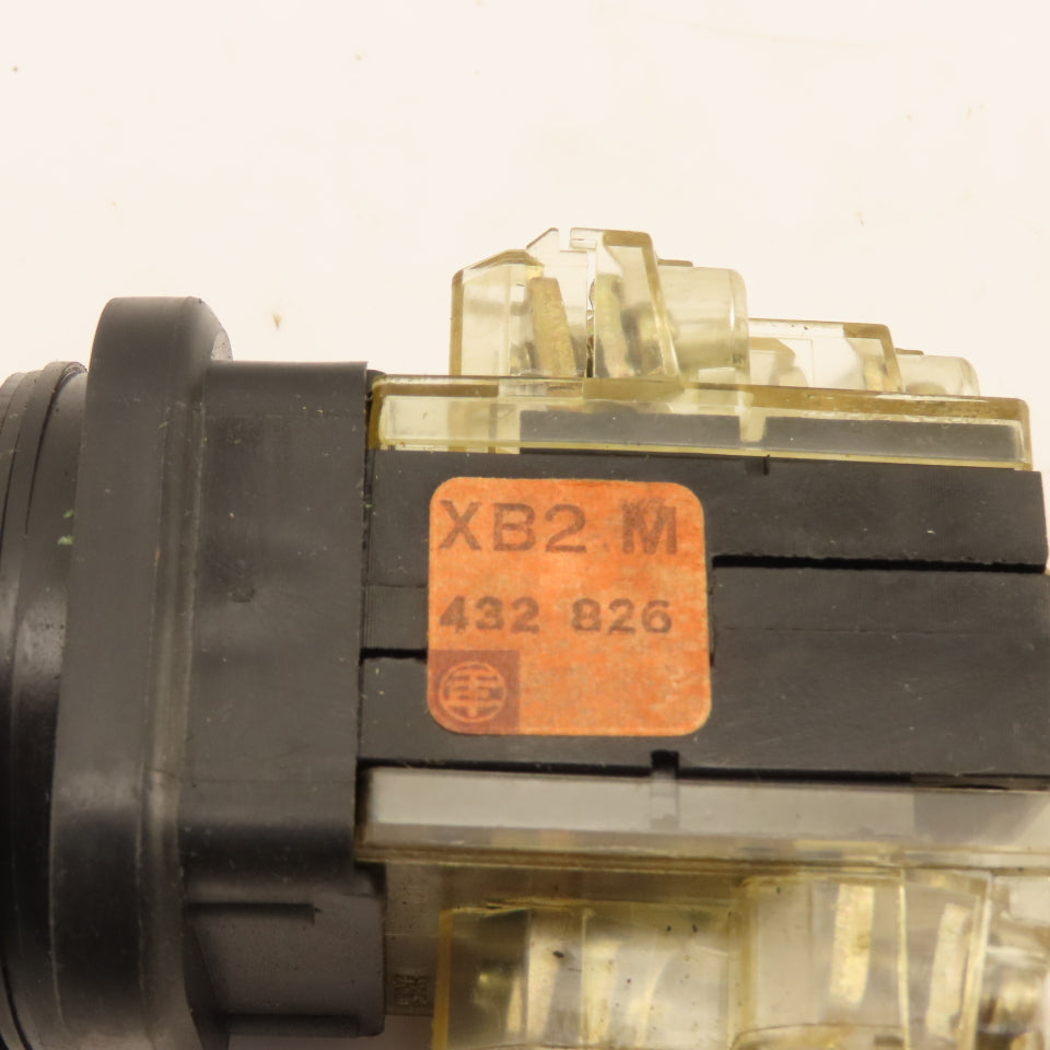 Telemecanique XB2M 432 826 600V Max Emergency Stop Push/Pull Switch