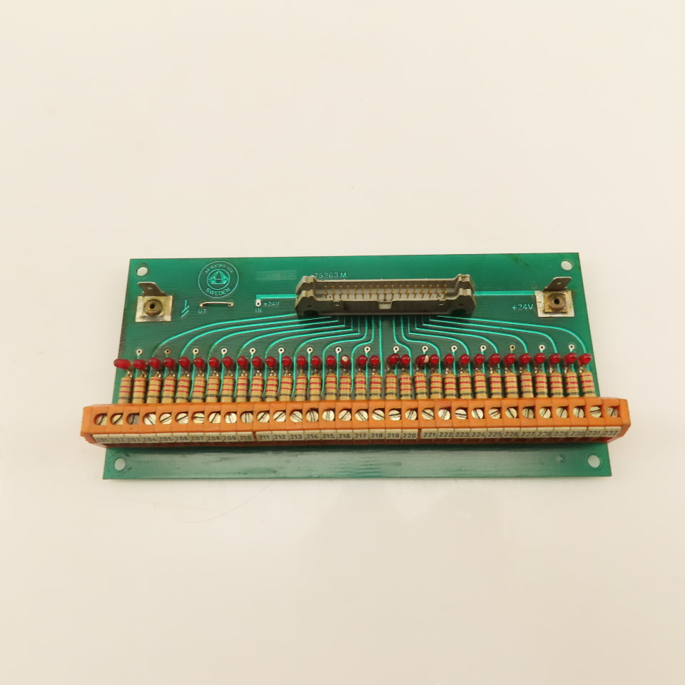 UVA UVAmatic 75263M 32 Position Ribbon Cable Interface W/ Resistors Indicators