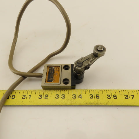 Omron D4C-1220 5A 250V Roller Rocker Lever Arm Limit Switch