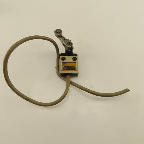Omron D4C-1220 5A 250V Roller Rocker Lever Arm Limit Switch