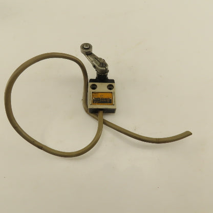 Omron D4C-1220 5A 250V Roller Rocker Lever Arm Limit Switch