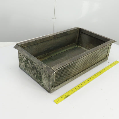 21" L x 11" W x 5-3/4" D Aluminum Strainer