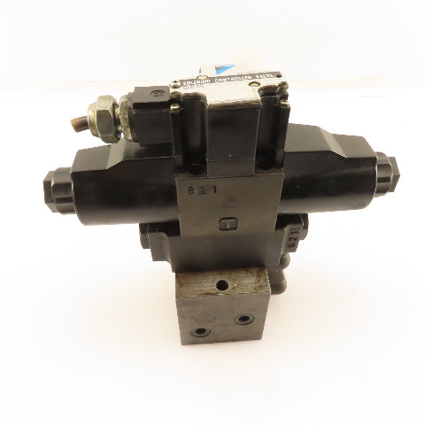 Daikin KS0-G02-4CP-10 Double Solenoid Hydraulic Valve Manifold Check Valve 24V