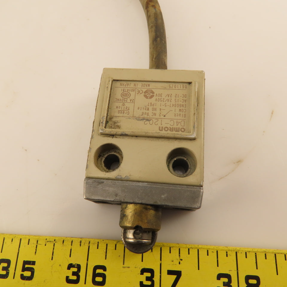 Omron D4C-1202 250V Plunger Roller Limit Switch