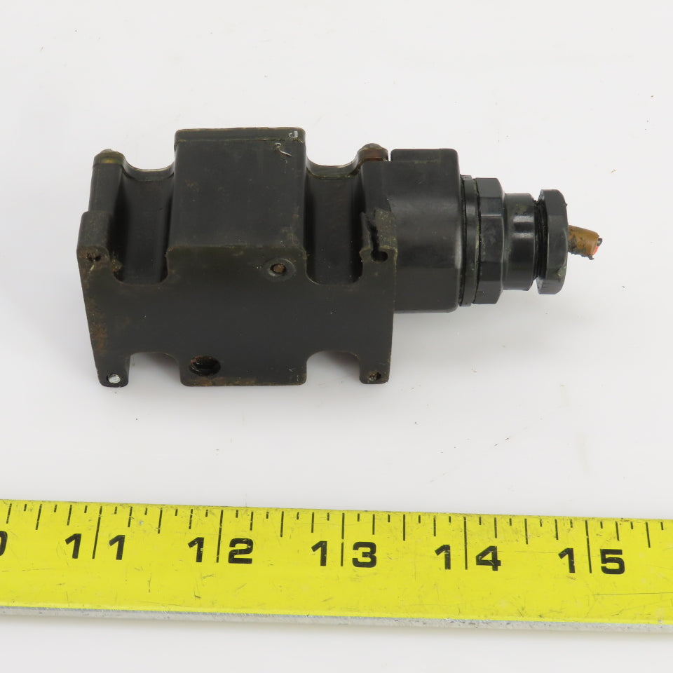 NACHI S-G01-C6S-GRZ-D2-9390A Hydraulic Directional Control Valve 24VDC