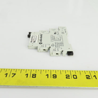 Allen Bradley 700-HLT1U Ser.A Terminal Block W/700-TBR24 Ser.A Relay Lot Of 4
