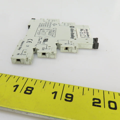 Allen Bradley 700-HLT1U Ser.A Terminal Block W/700-TBR24 Ser.A Relay Lot Of 4