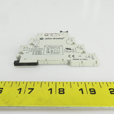 Allen Bradley 700-HLT1U Ser.A Terminal Block W/700-TBR24 Ser.A Relay Lot Of 4