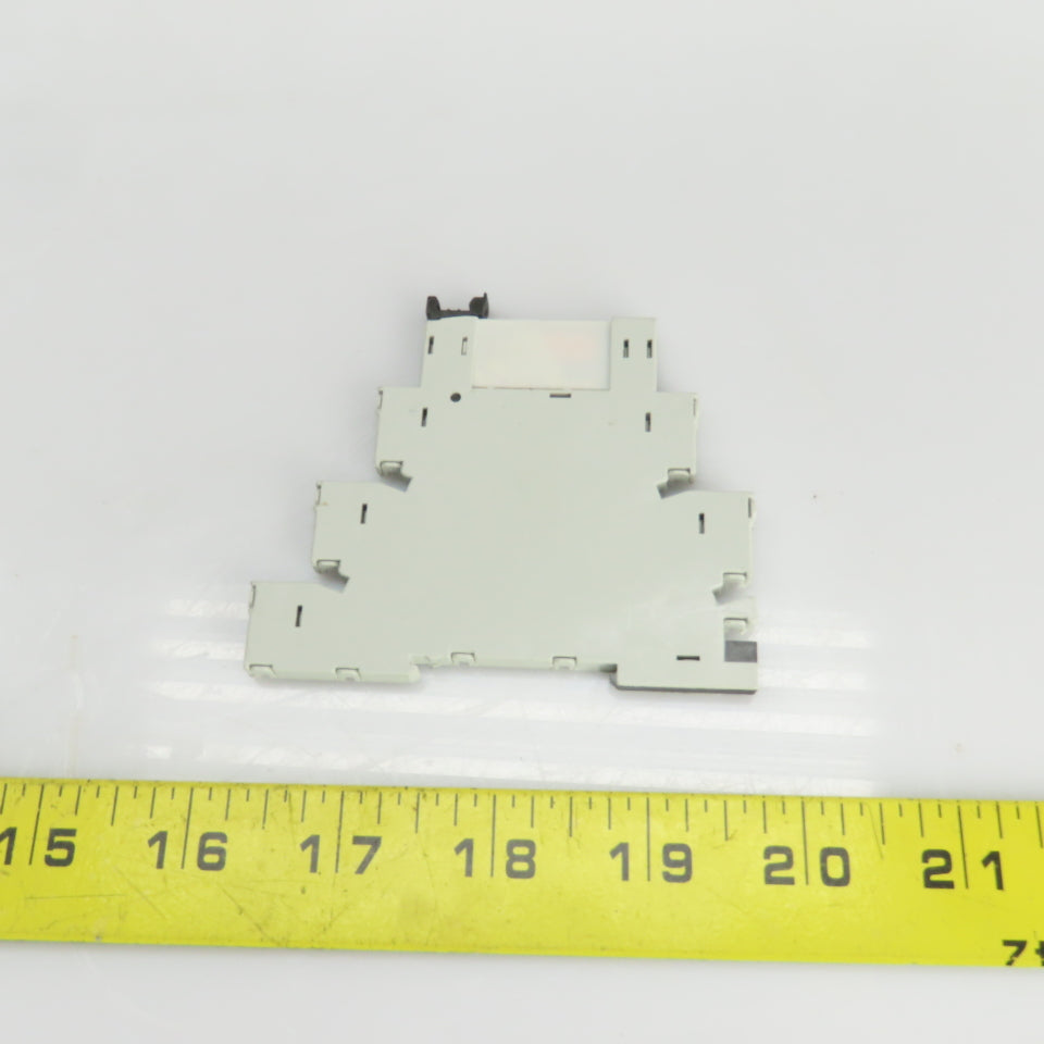 Allen Bradley 700-HLT1U Ser.A Terminal Block W/700-TBR24 Ser.A Relay Lot Of 4