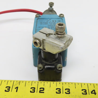 Honeywell SLZ-WLC-B-N 300V 10A AC/DC Arm Style Limit Switch