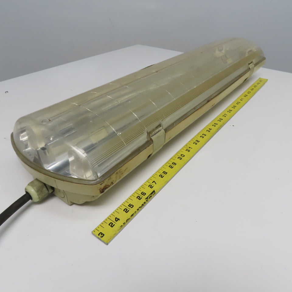 Beghelli 2 Lamp T8 Light Fixture 2' 110V Wet Location