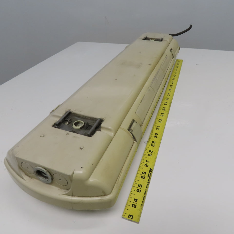 Beghelli 2 Lamp T8 Light Fixture 2' 110V Wet Location