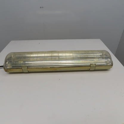 Beghelli 2 Lamp T8 Light Fixture 2' 110V Wet Location