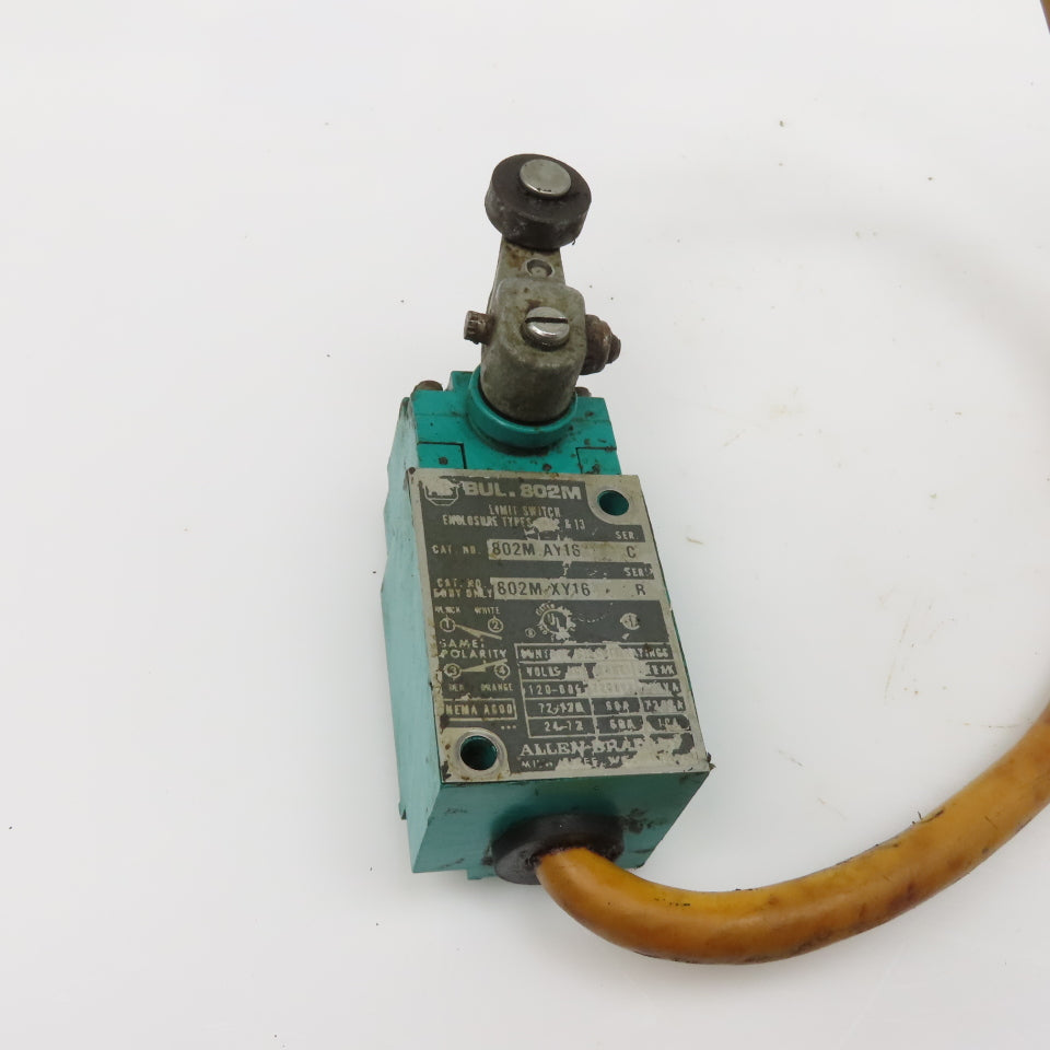 Allen Bradley 802M-AY16 600V Rocker Roller Arm Limit Switch