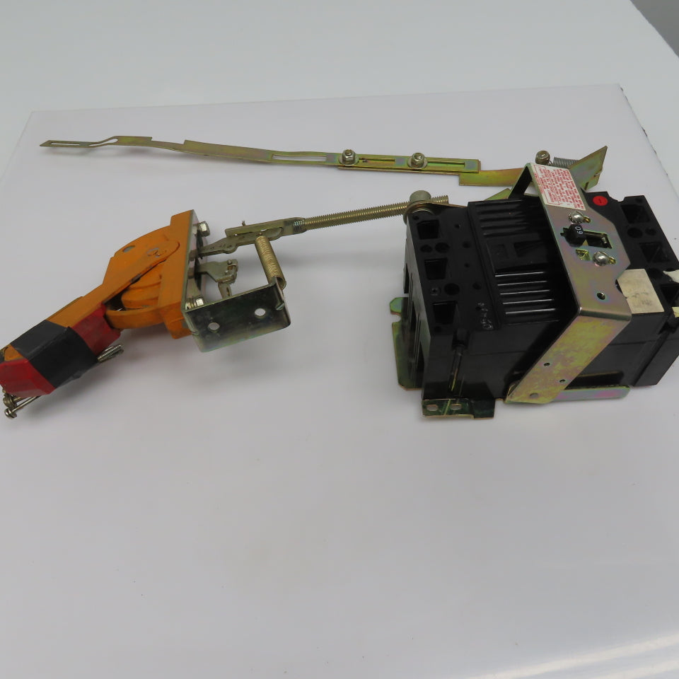 GE TED134060 60A 480V 3 Pole Circuit Breaker Panel Disconnect Operator