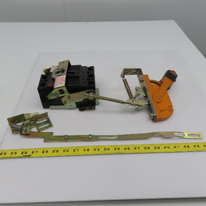 GE TED134060 60A 480V 3 Pole Circuit Breaker Panel Disconnect Operator