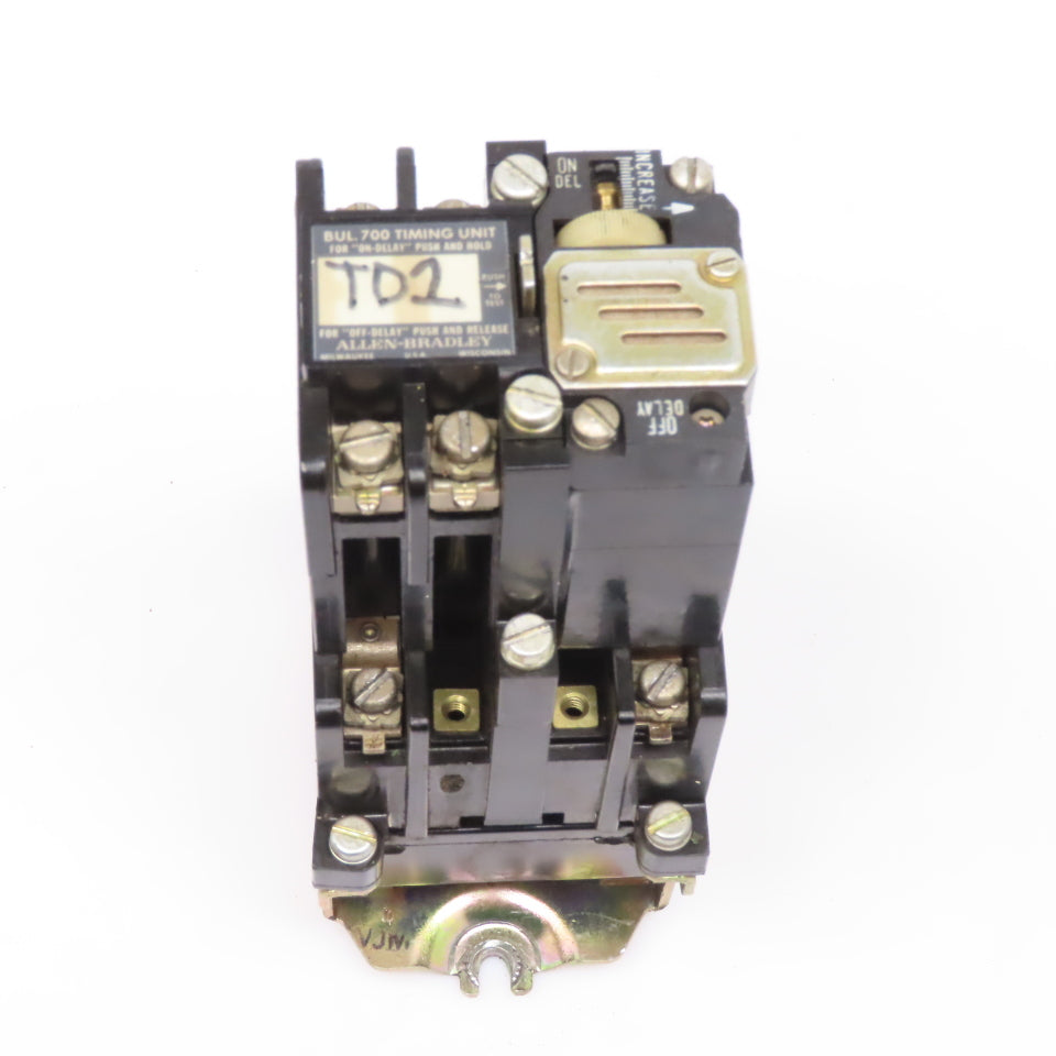 Allen Bradley 700-N400A1 On/Off Delay Timing Relay 300V MAX 120V Coil