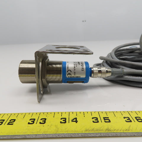 Sick UM30-212113 Ultra Sonic Distance Sensor 1030VDC W/ Cable And Mount
