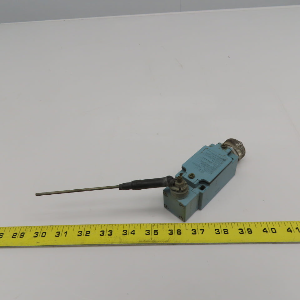 Telemecanique ZCK-E056 XCK-J 300V Limit Switch Touch Probe Operating Head