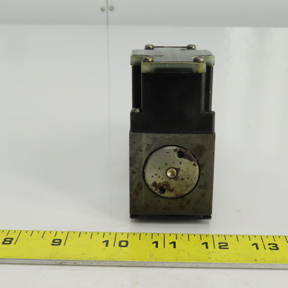 Nachi S-G01-C6-GRZ-D19-9390D Hydraulic Directional Control Valve 24VDC