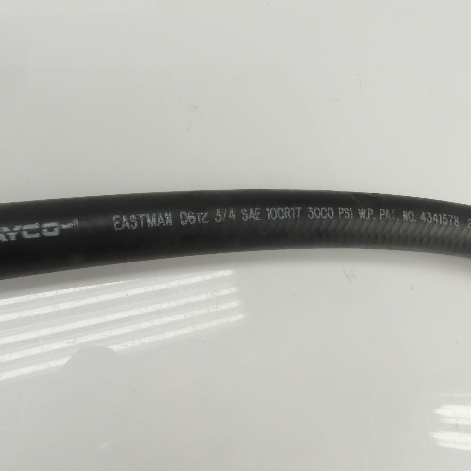 Dayco D612 100R17 3/4" 3000PSI Hydraulic Hose Assy 28" OAL 3/4" Jic Flare Swivel