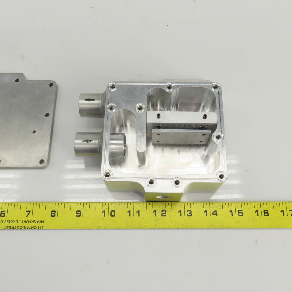 Aluminum Flow Regulator/Vacuum Box 1" OD In/Outlet 1/4" NPT Regulator Port