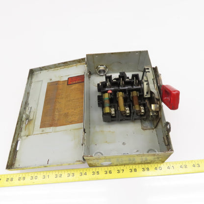 General Electric TH4321 30A 240V 7.5Hp 3 Pole Fused Safety Disconnect