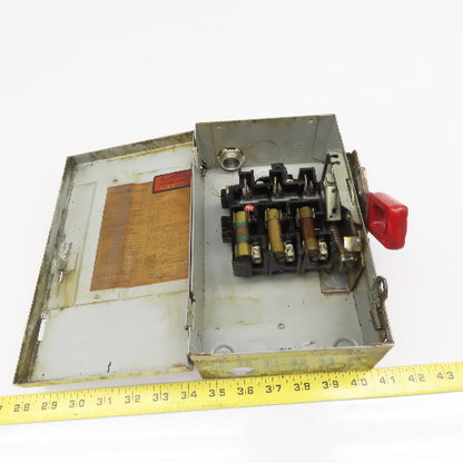 General Electric TH4321 30A 240V 7.5Hp 3 Pole Fused Safety Disconnect