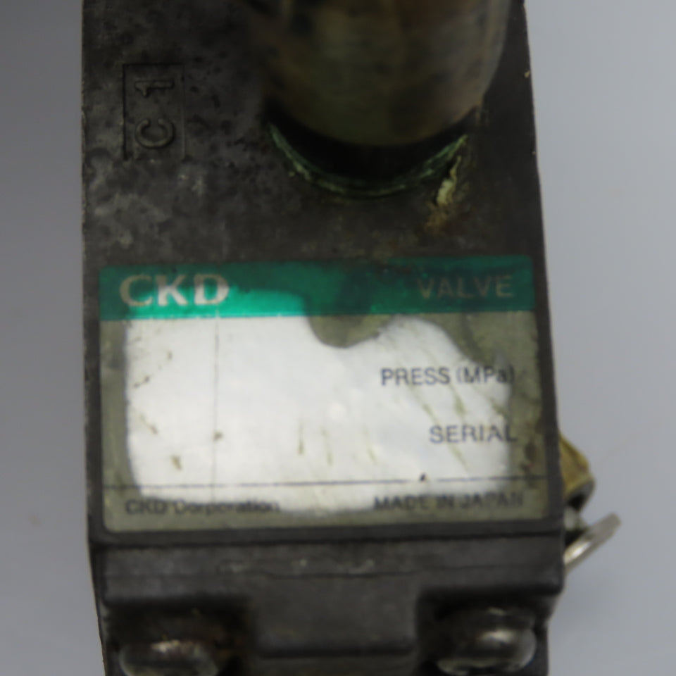 CKD 5/3 Way Single Solenoid Pneumatic Directional Selex Valve 110V Coil