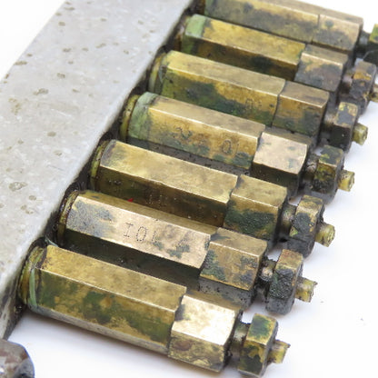 8 Port Piston Lubricator Manifold For 5/32" OD Tube