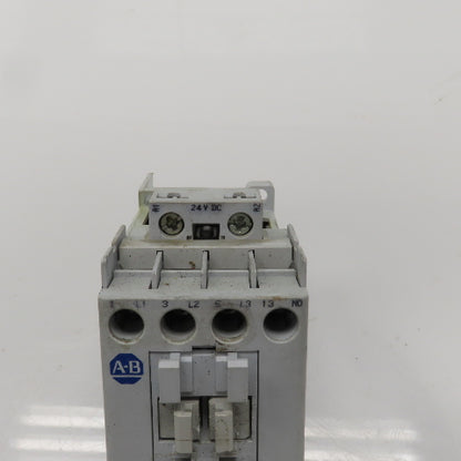 Allen Bradley 100-C09Z*10 Ser A Contactor 600VAC 24VDC Coil W/193-EA1DB Lot Of 2