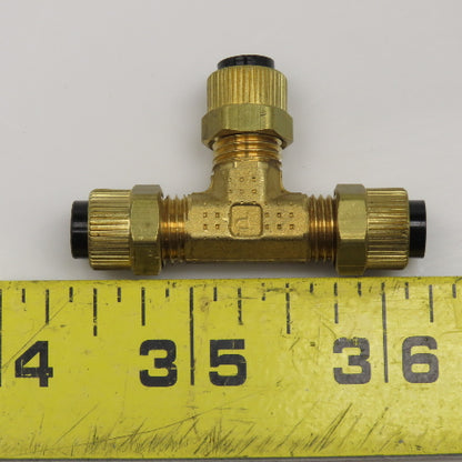 Parker 164P-4 1/4" Brass Compression TEE Fitting 150PSI