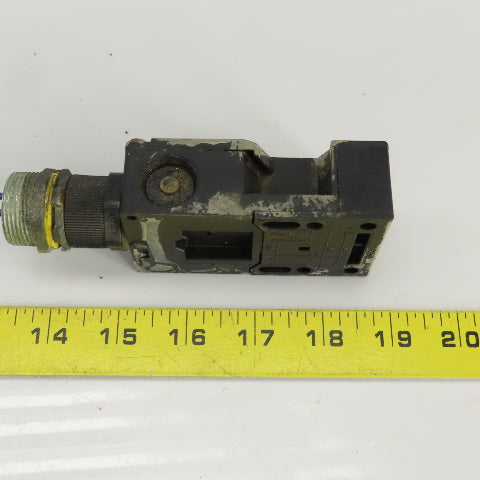 Schmersal AZ 16-12zvrk-M20 Safety Interlock Switch 500V W/Key Lot Of 2