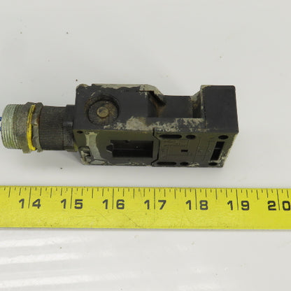 Schmersal AZ 16-12zvrk-M20 Safety Interlock Switch 500V W/Key Lot Of 2