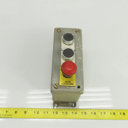 Allen Bradley 800M-XAS 3 Push Button Electrical Enclosure W/ E-Stop Pendant 300V