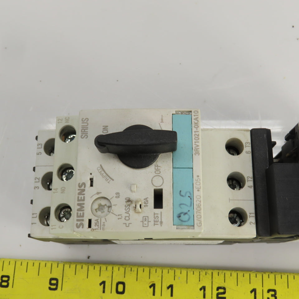 Siemens 3RV1021-0KA10 Manual Motor Starter 400-690V W/Overload 0.9-1.25A