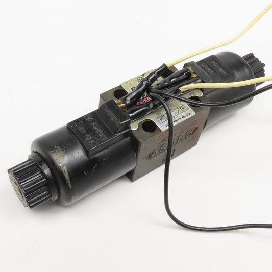 Daikin LS-G02-9CP-10-509 4/3 Position Hydraulic Solenoid Valve 24VDC