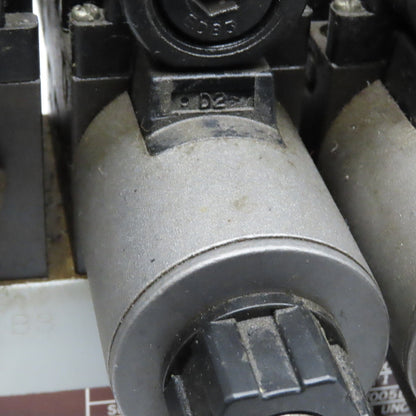 Nachi 	SL-G01-C6-GR-D2-11 2, 3 Position Hydraulic Solenoid Valve Bank Manifold
