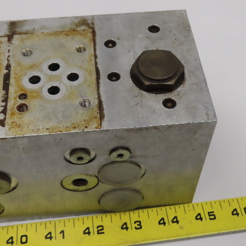 Vickers MCD-3059-12 DG4V Series 7 Valve Manifold Block
