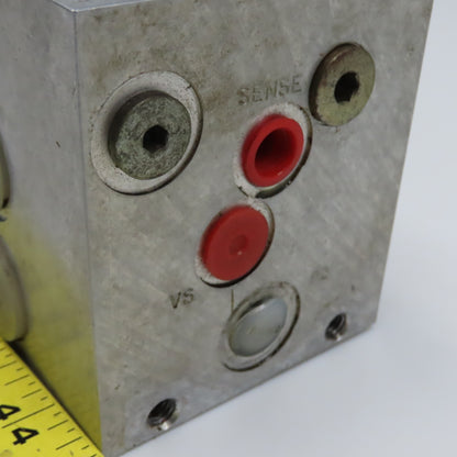 Vickers MCD-3059-12 DG4V Series 7 Valve Manifold Block
